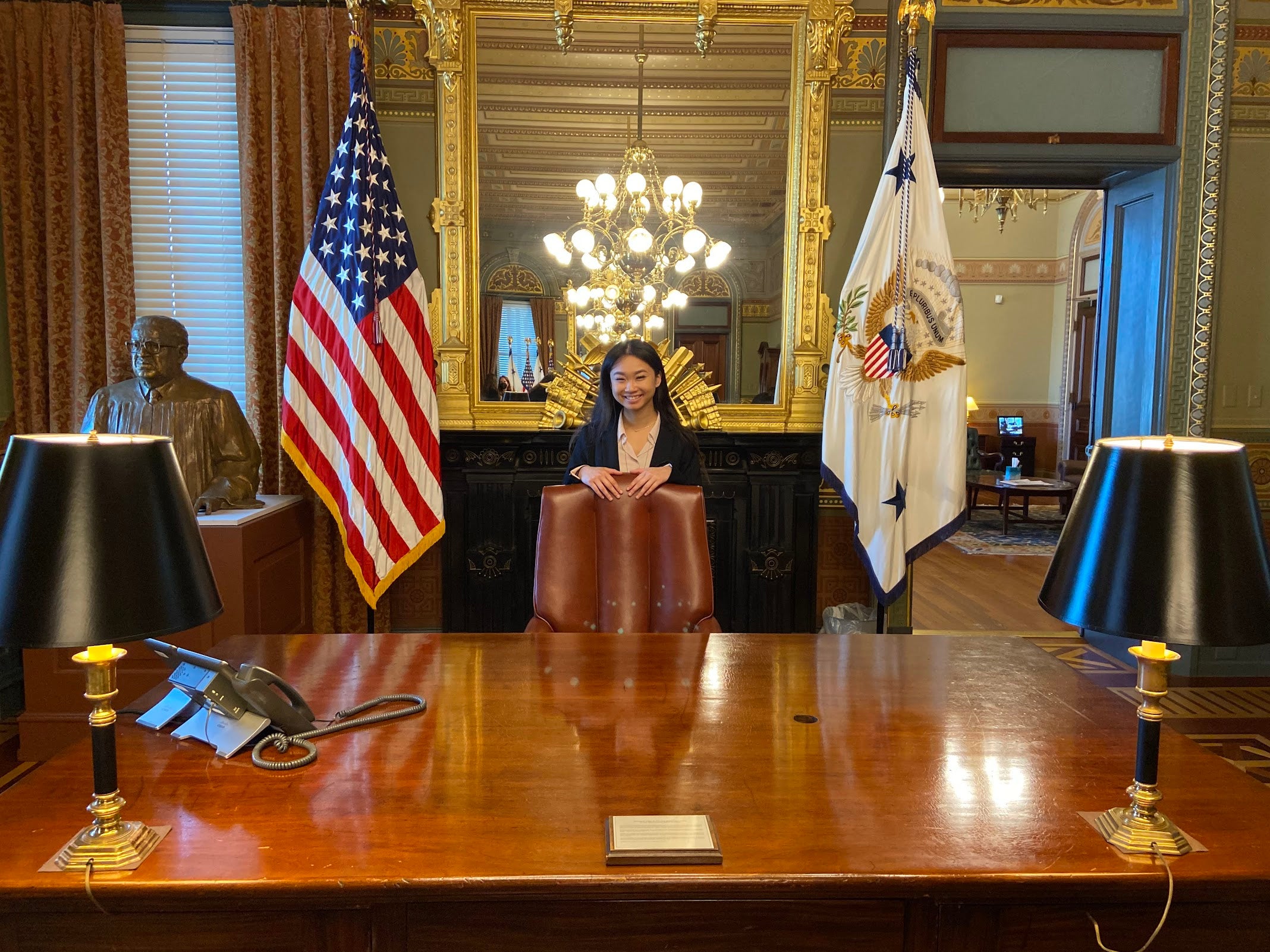 UCR Public Policy Student Meets With Vice President Kamala Harris 